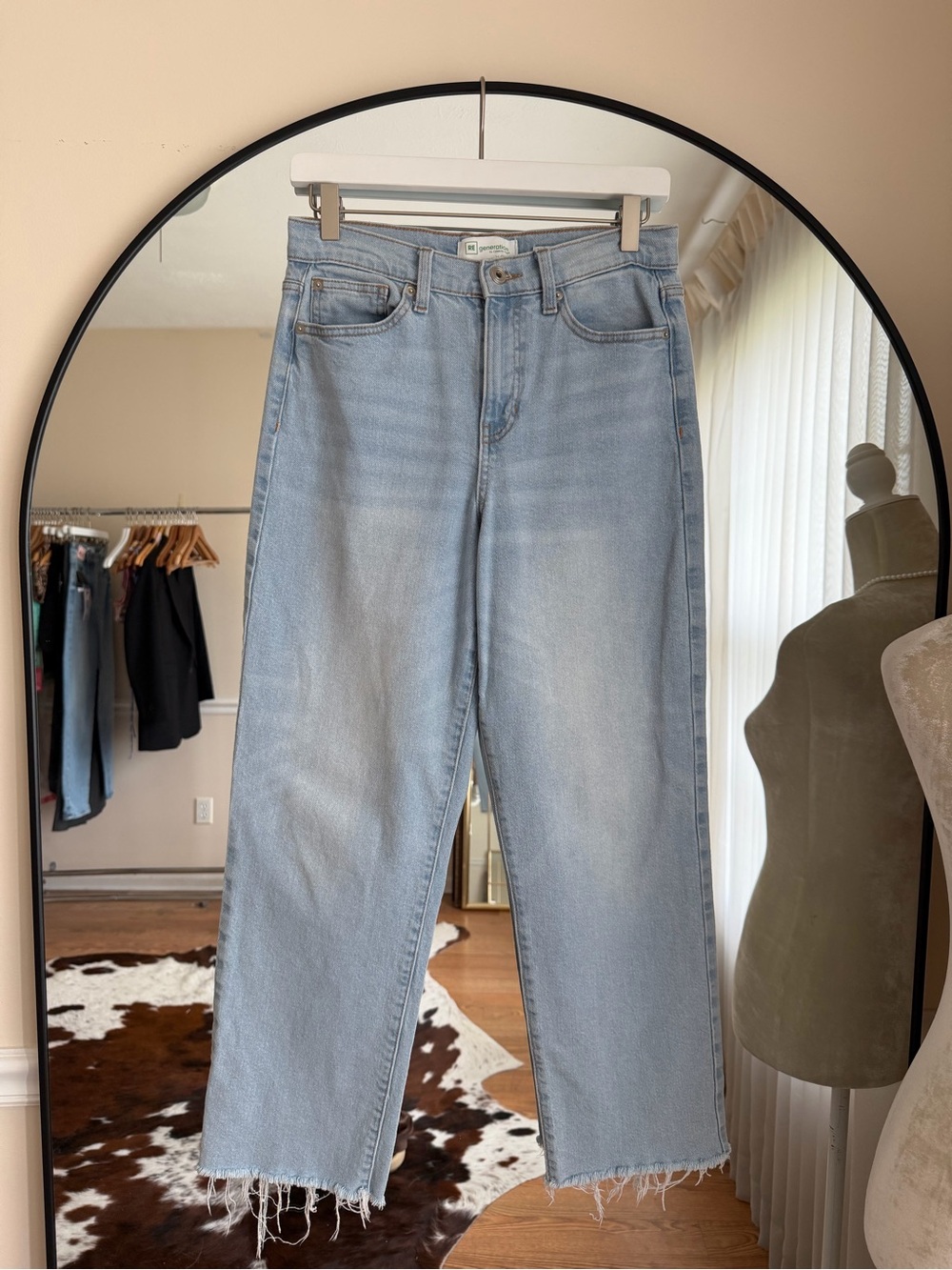 Celebrity Pink Light Blue High-Rise Straight Jeans Size 3/26
